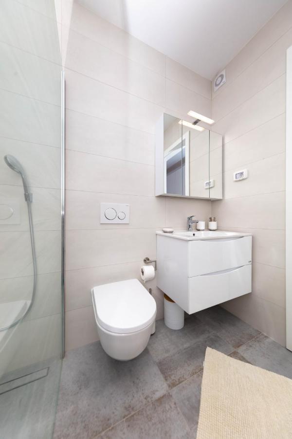 Apartman Oranz Banjole Exterior foto